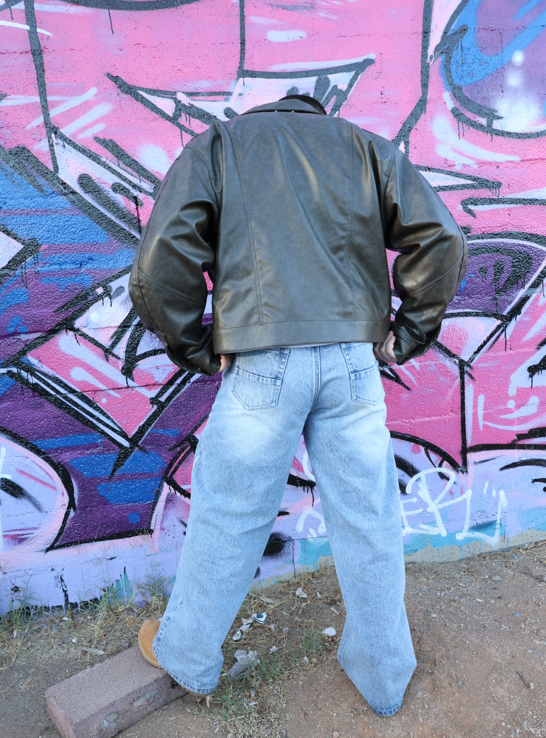 THE BAGGY BLUE